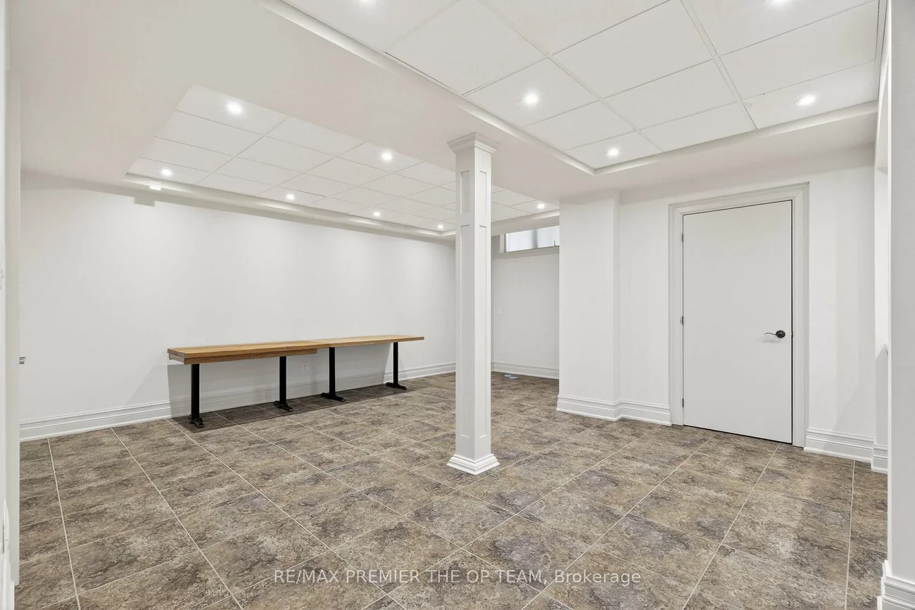 24, Grand Vellore, Vellore Village, Vaughan