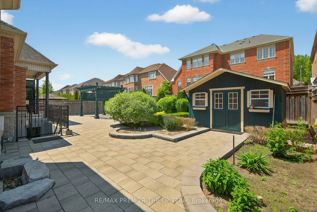 24, Grand Vellore, Vellore Village, Vaughan