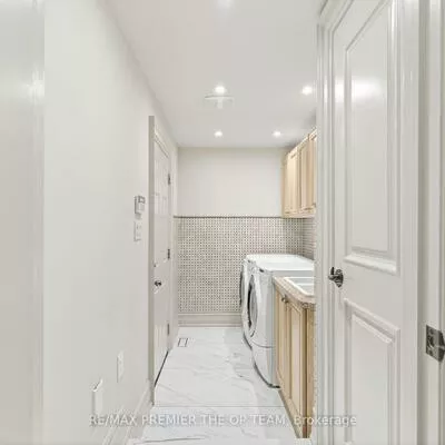 24, Grand Vellore, Vellore Village, Vaughan