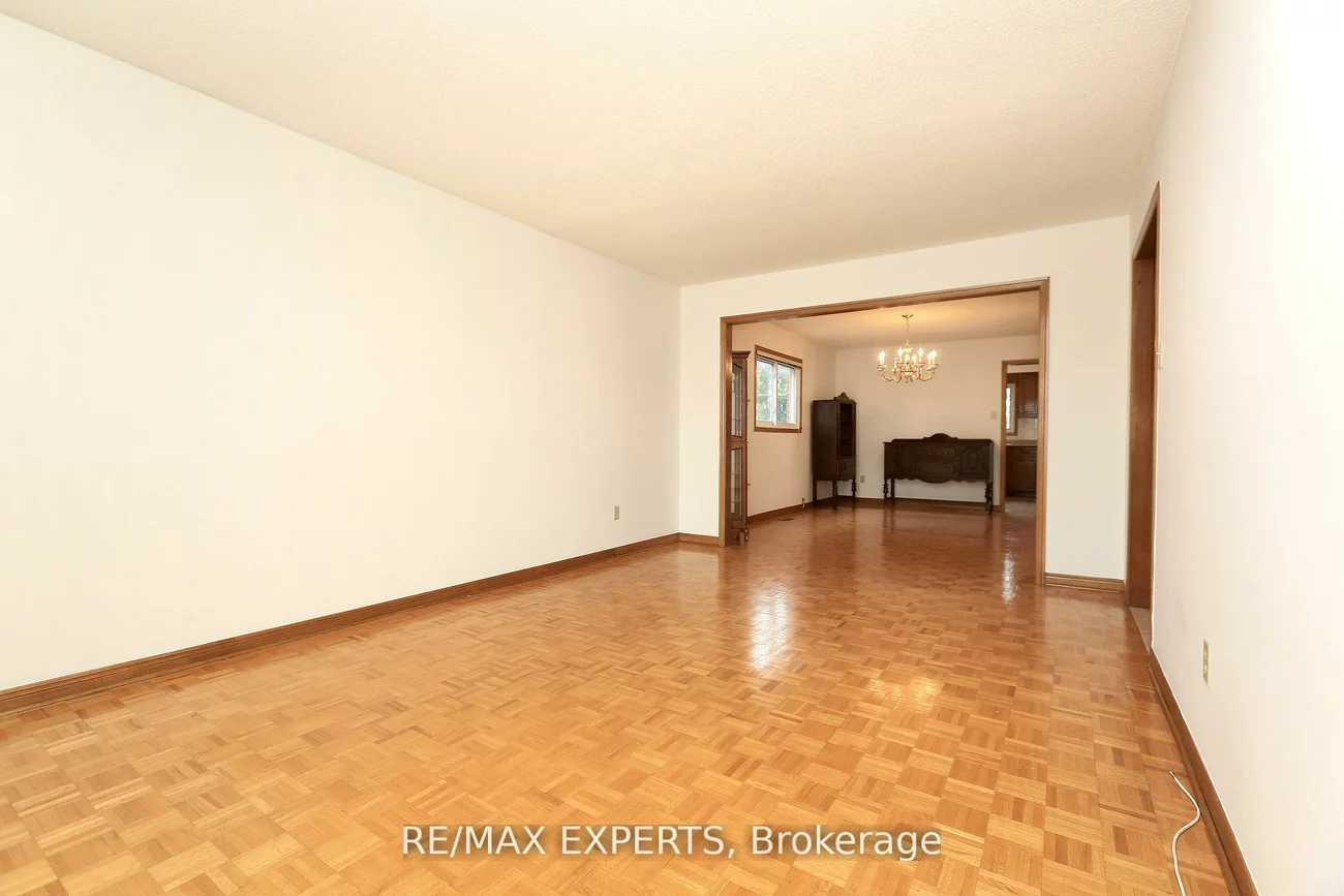 129, Father Ermanno, East Woodbridge, Vaughan