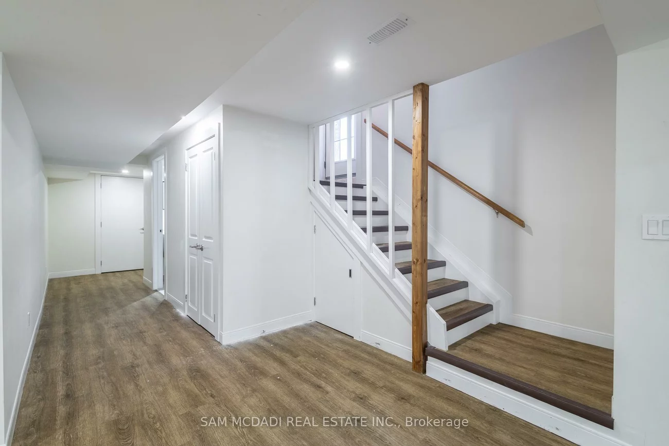 138, Factor, Kleinburg, Vaughan
