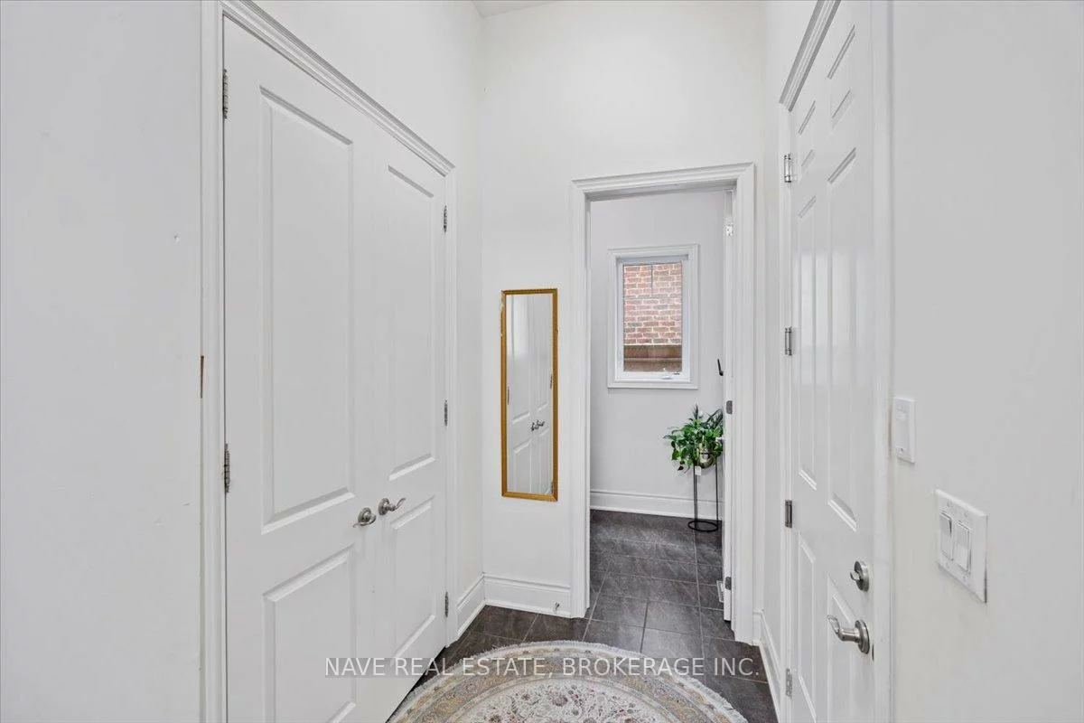 8, Noe DiBiase, Kleinburg, Vaughan