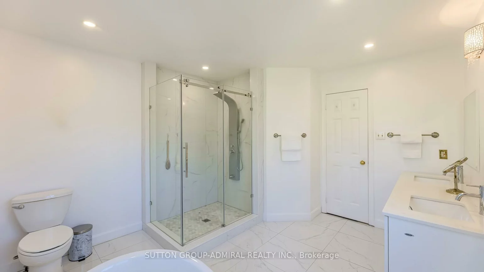 25, Flamingo, Uplands, Vaughan