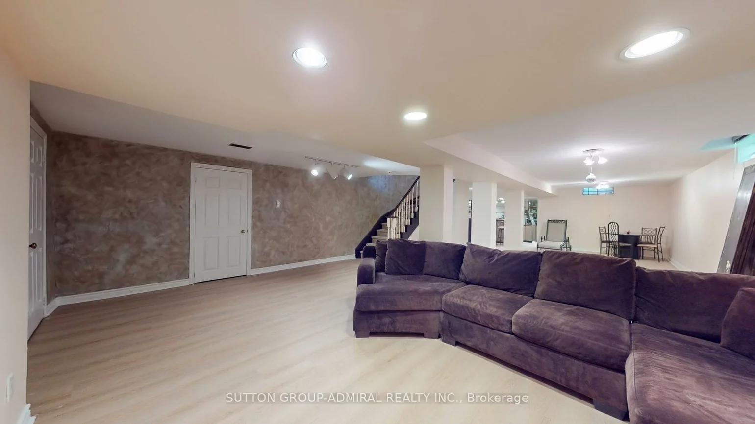 25, Flamingo, Uplands, Vaughan