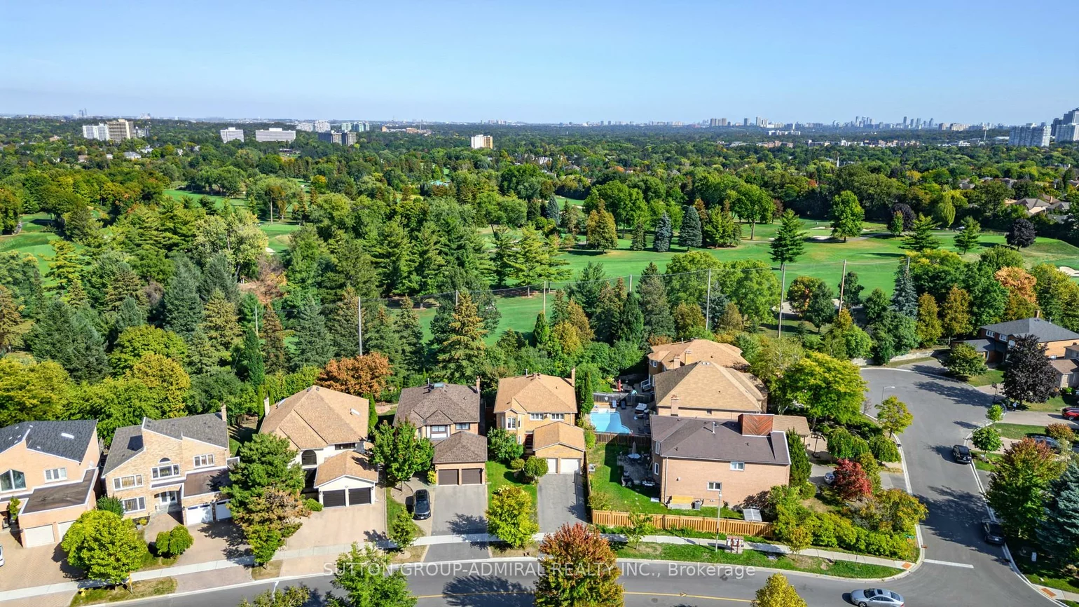 25, Flamingo, Uplands, Vaughan