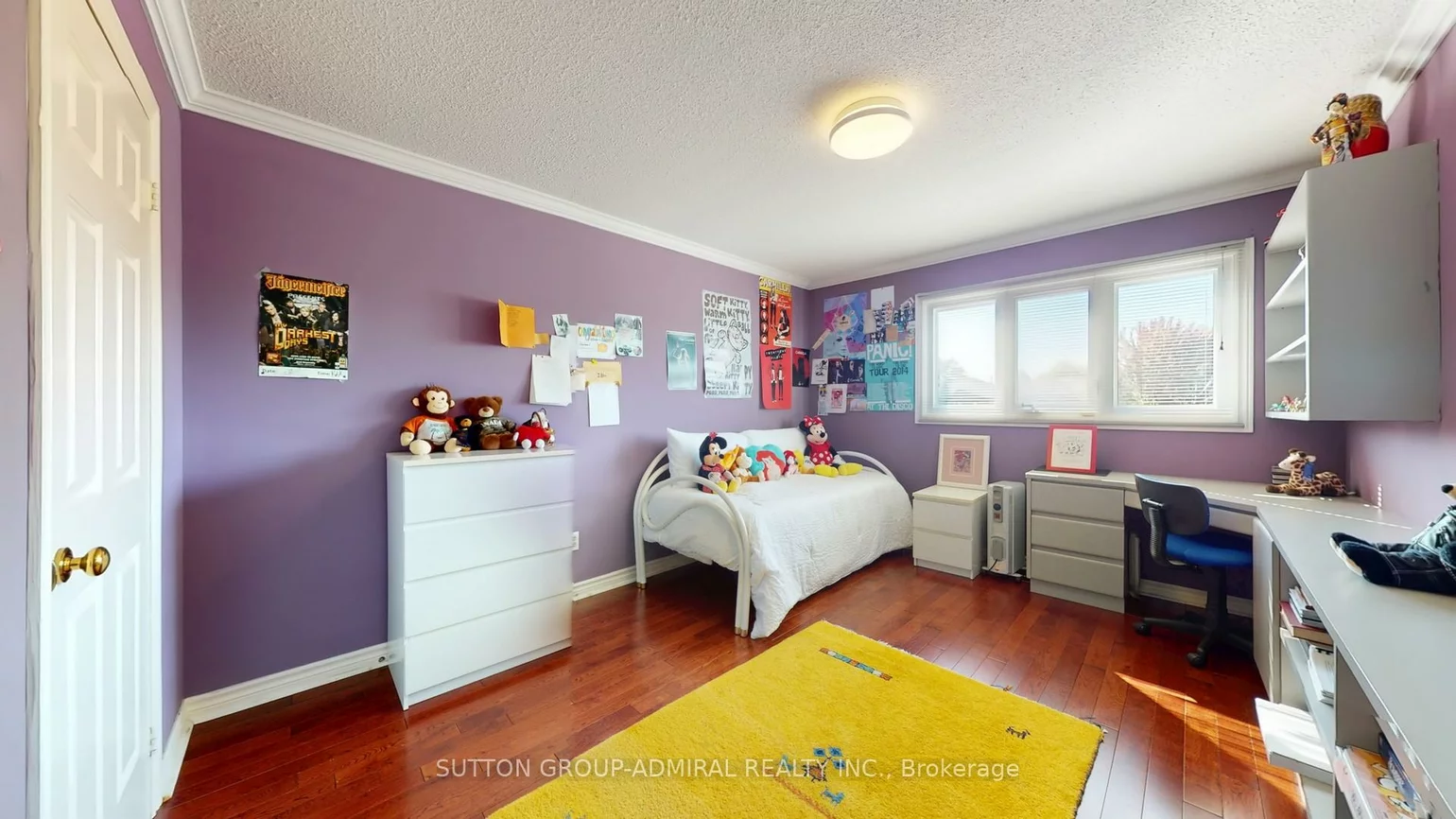 25, Flamingo, Uplands, Vaughan