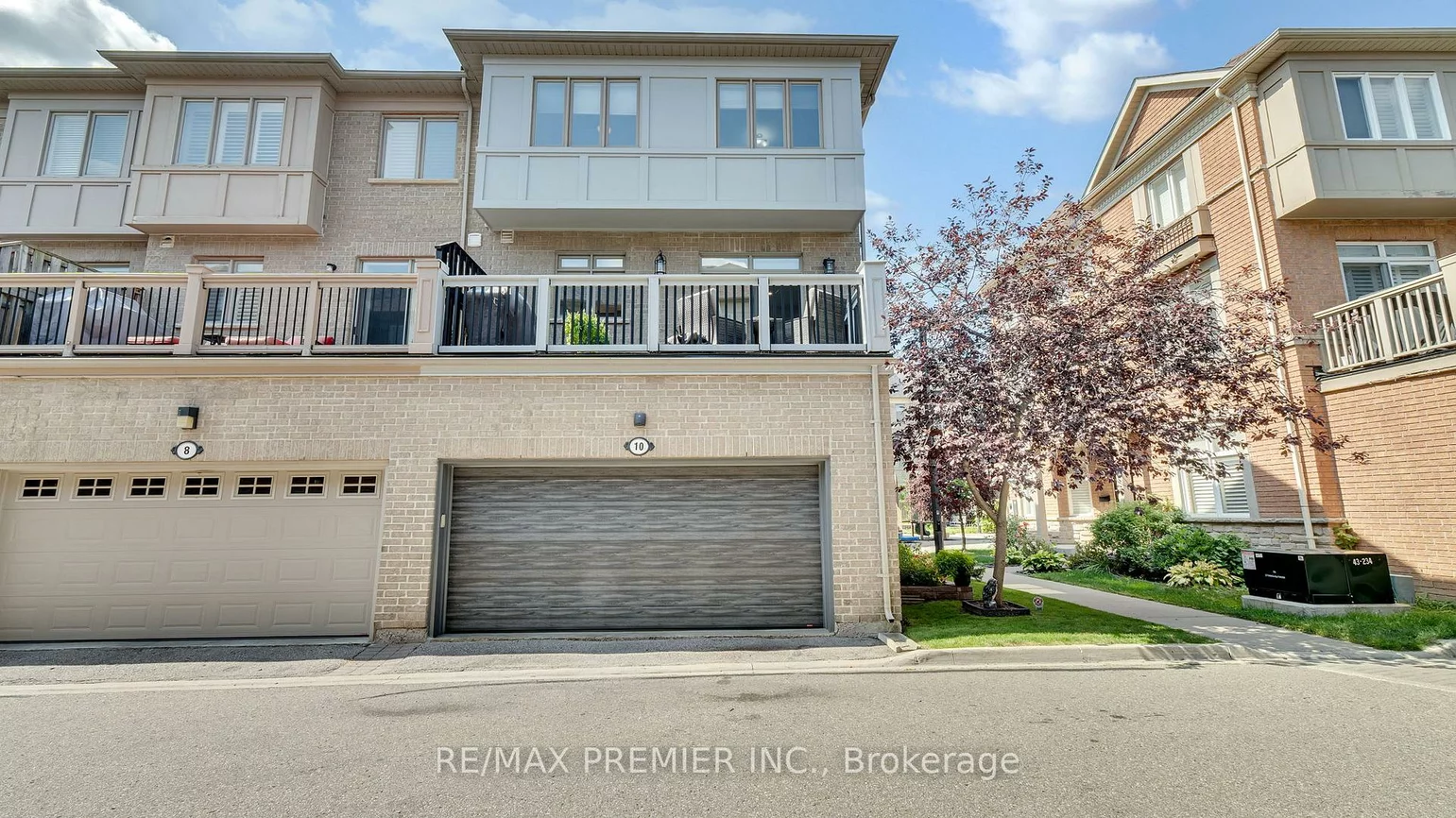 10, Henry Peters, East Woodbridge, Vaughan