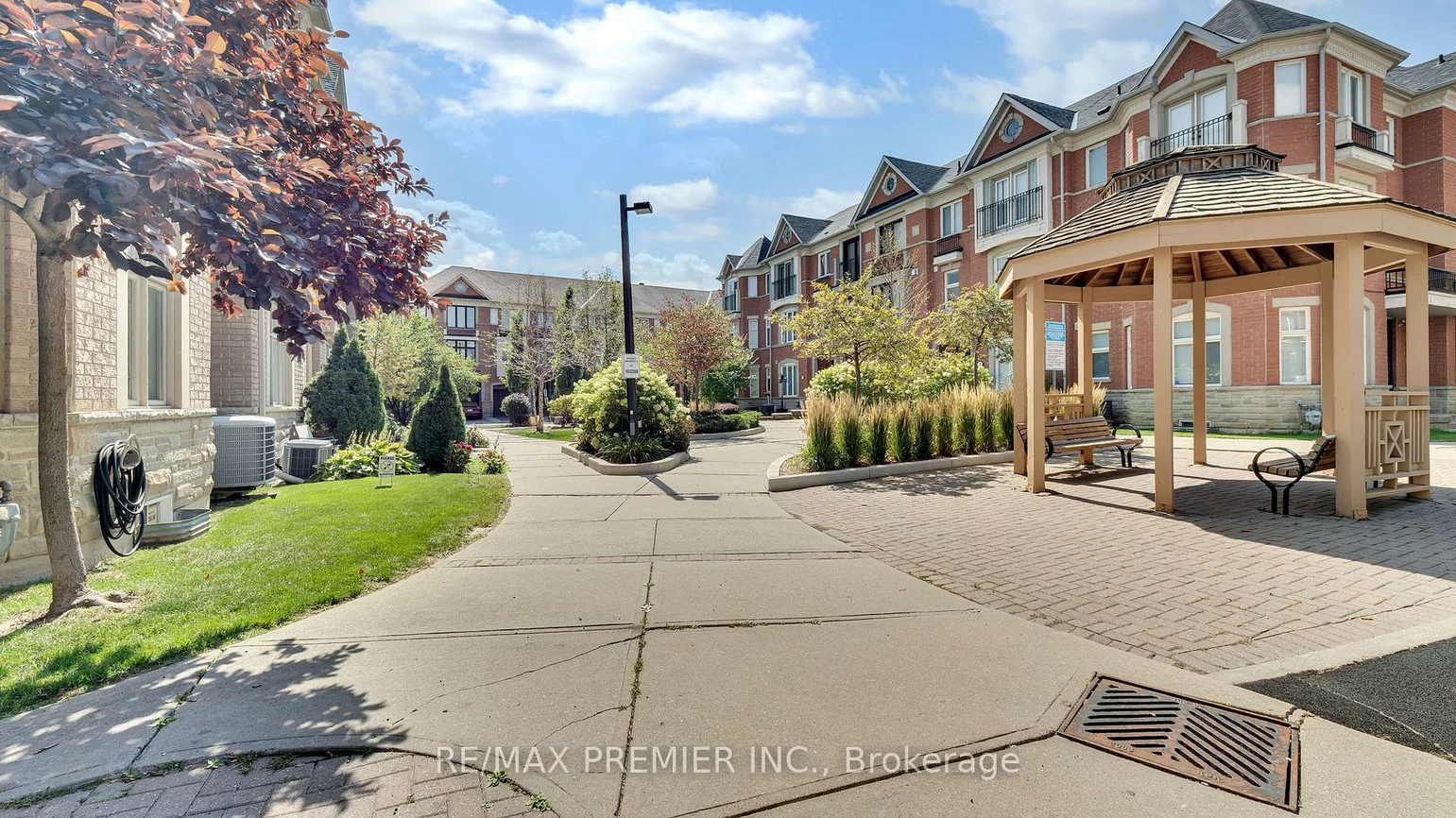 10, Henry Peters, East Woodbridge, Vaughan
