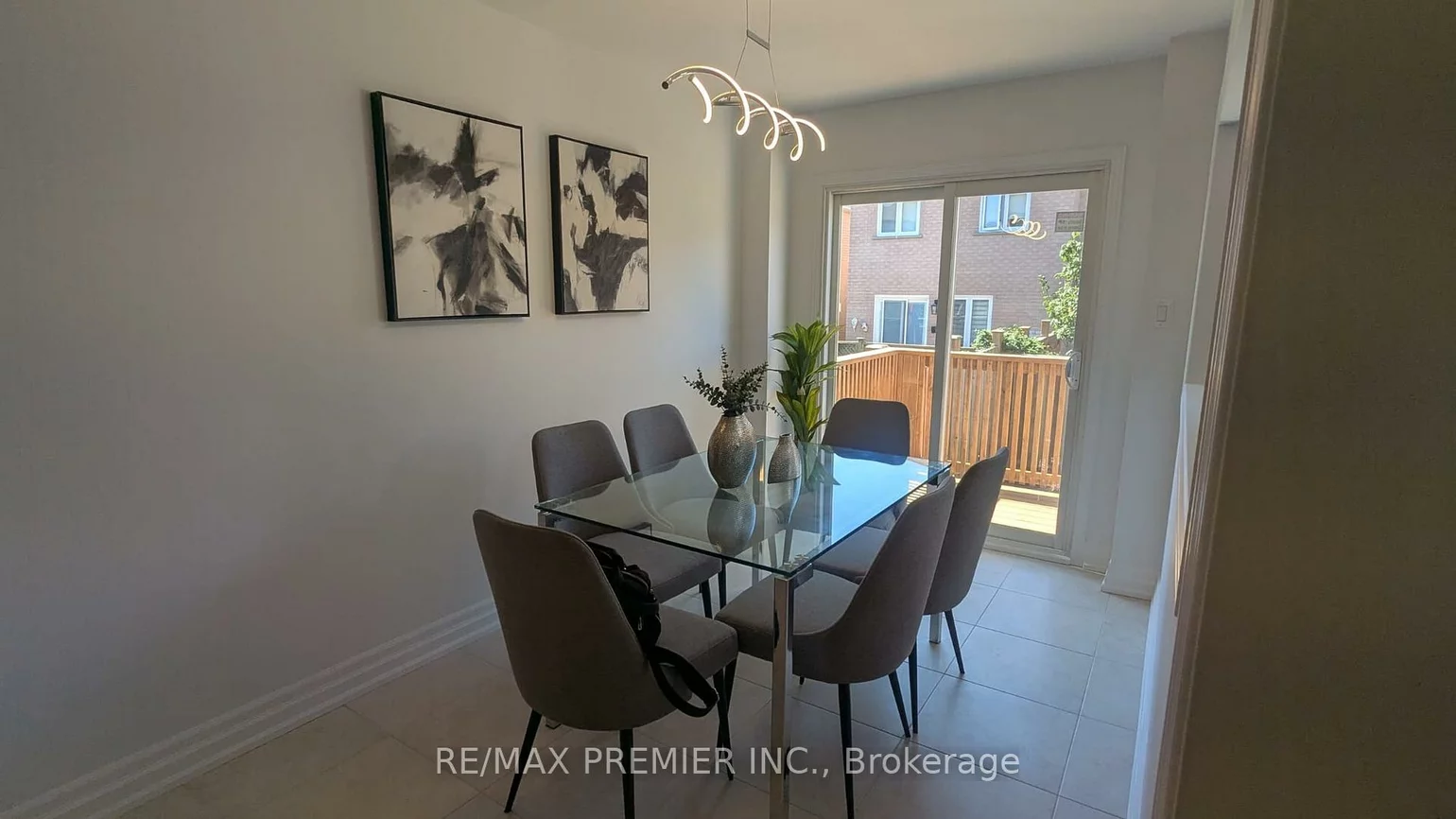 14, Opera, East Woodbridge, Vaughan