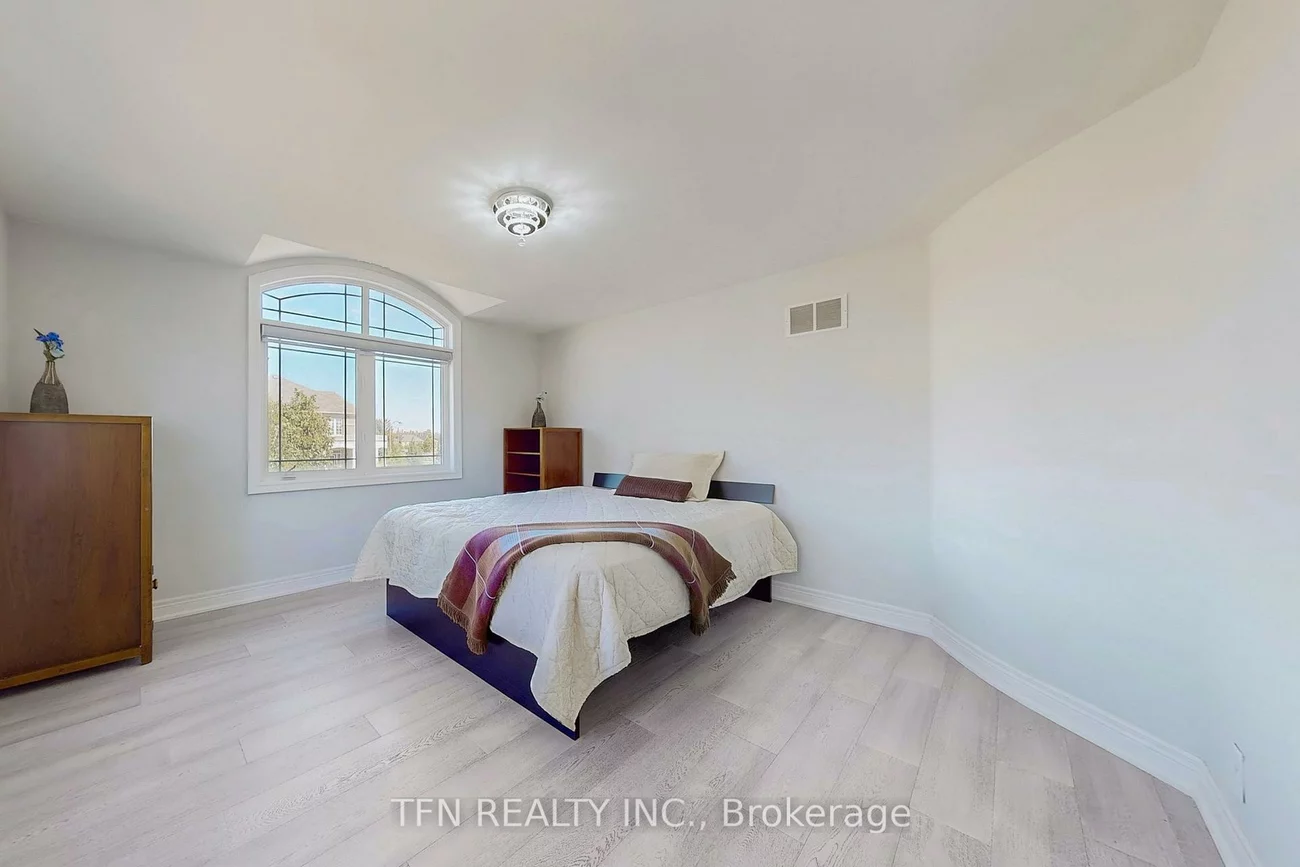 120, Valley Vista, Patterson, Vaughan