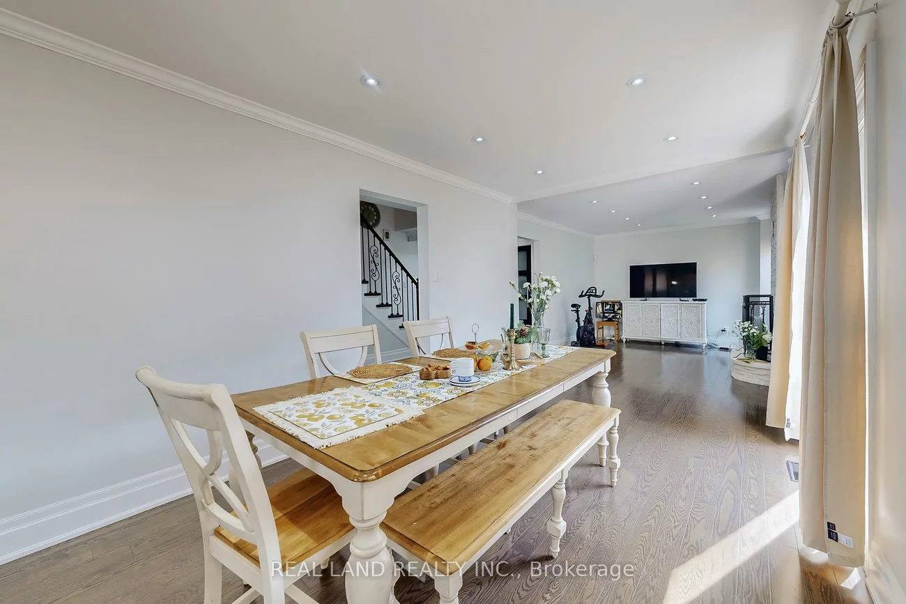 251, Glen Shields, Concord, Vaughan