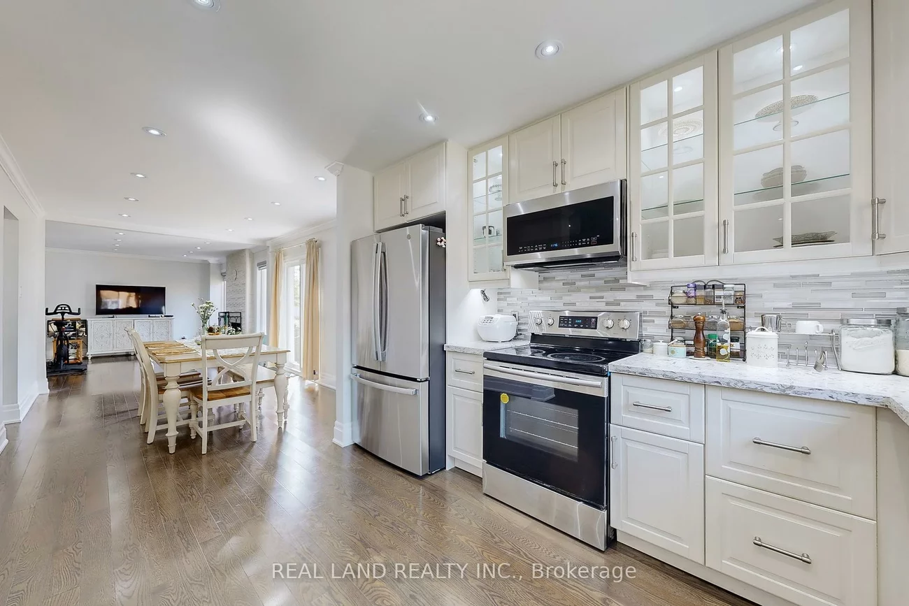 251, Glen Shields, Concord, Vaughan