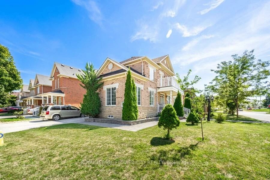 73, Hollywood Hill, Vellore Village, Vaughan