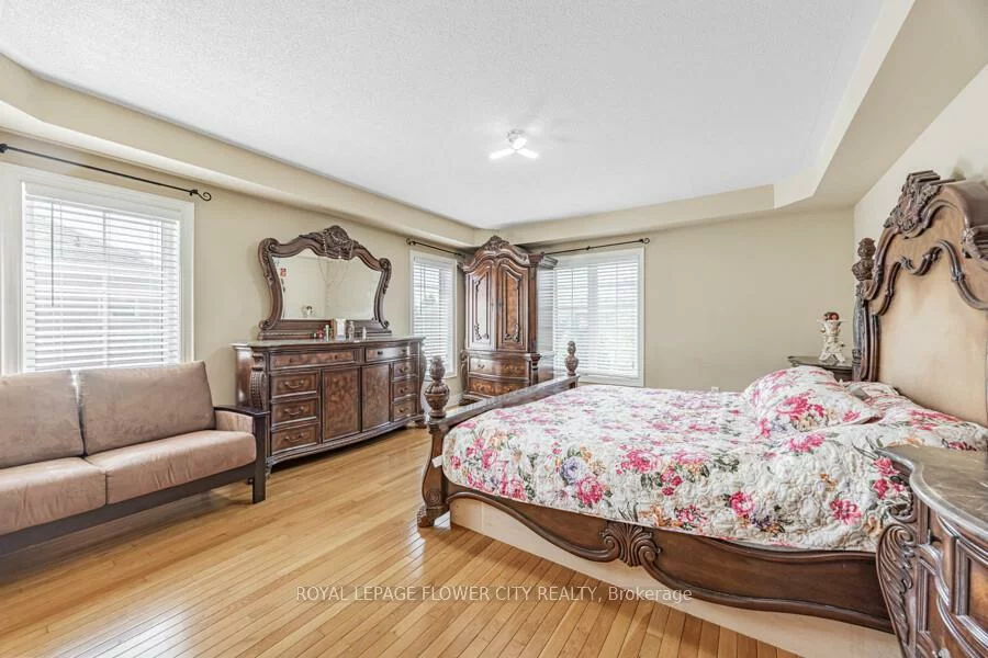 73, Hollywood Hill, Vellore Village, Vaughan