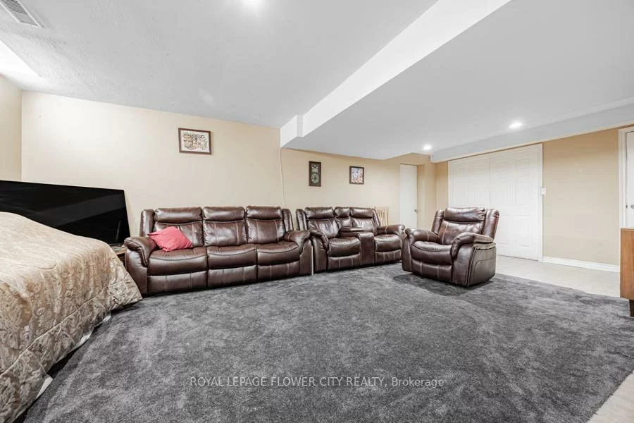 73, Hollywood Hill, Vellore Village, Vaughan