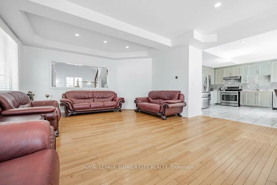 73, Hollywood Hill, Vellore Village, Vaughan