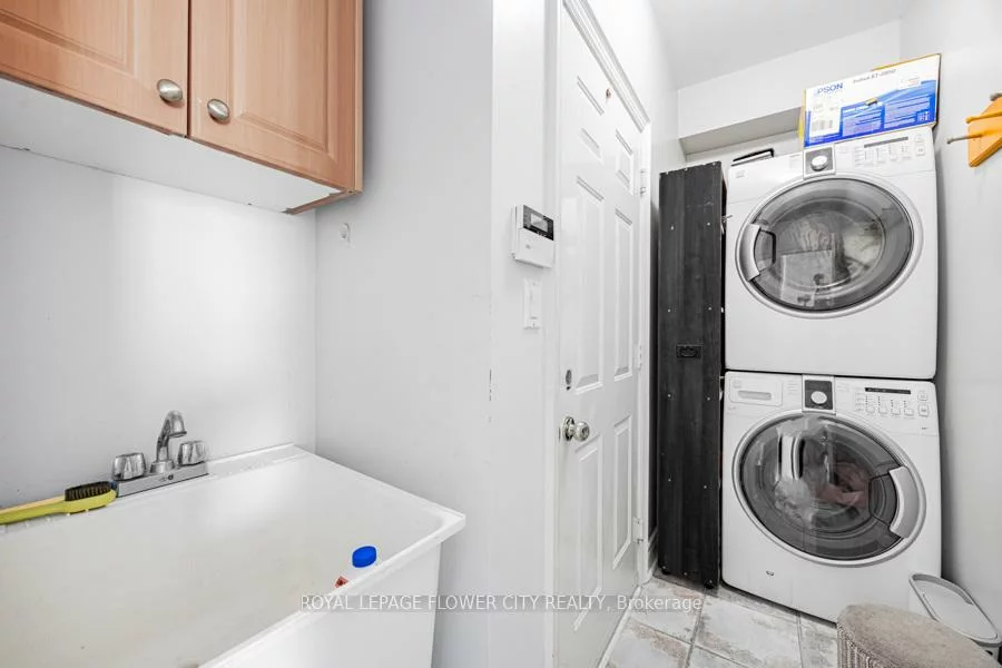 73, Hollywood Hill, Vellore Village, Vaughan
