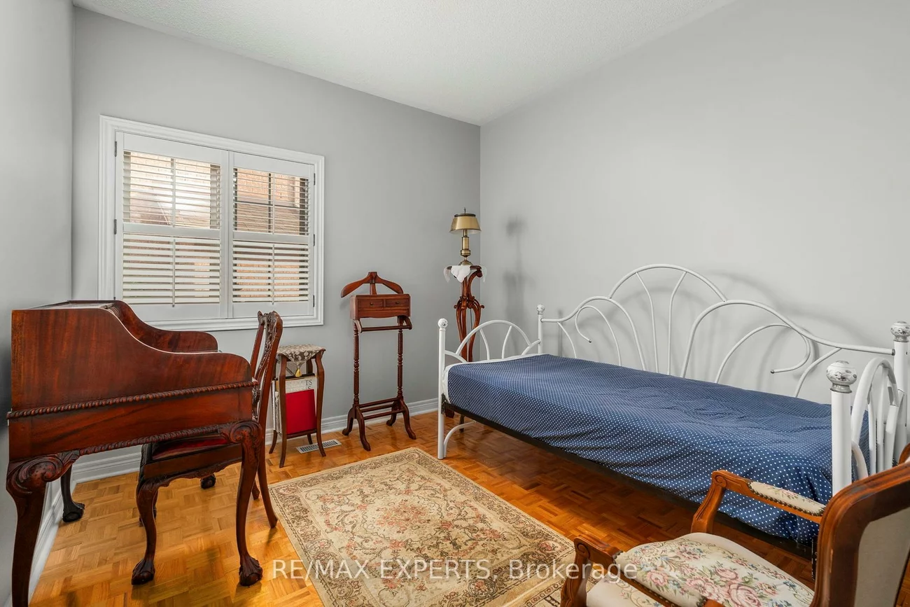 35, Falkirk, Maple, Vaughan