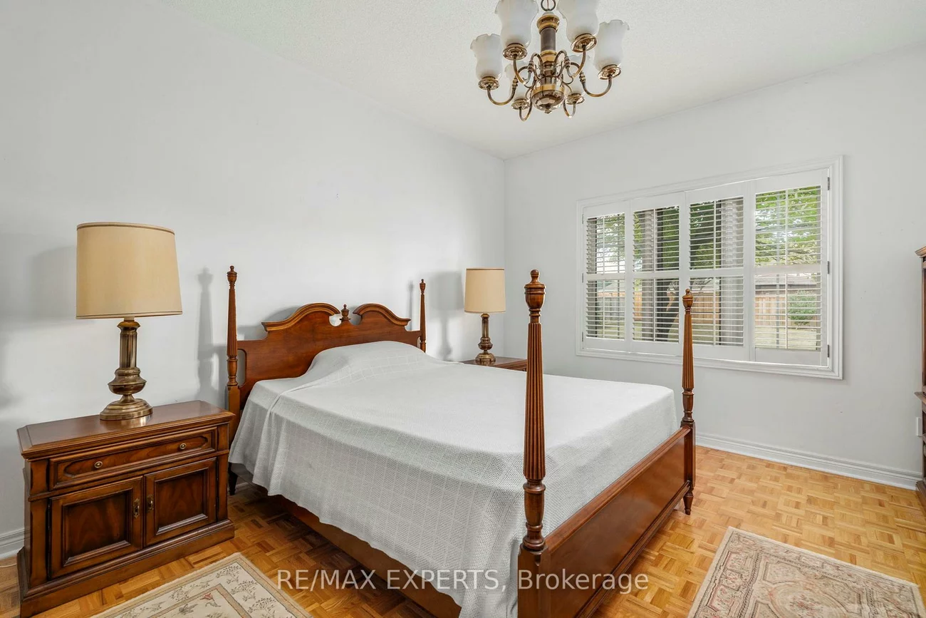 35, Falkirk, Maple, Vaughan