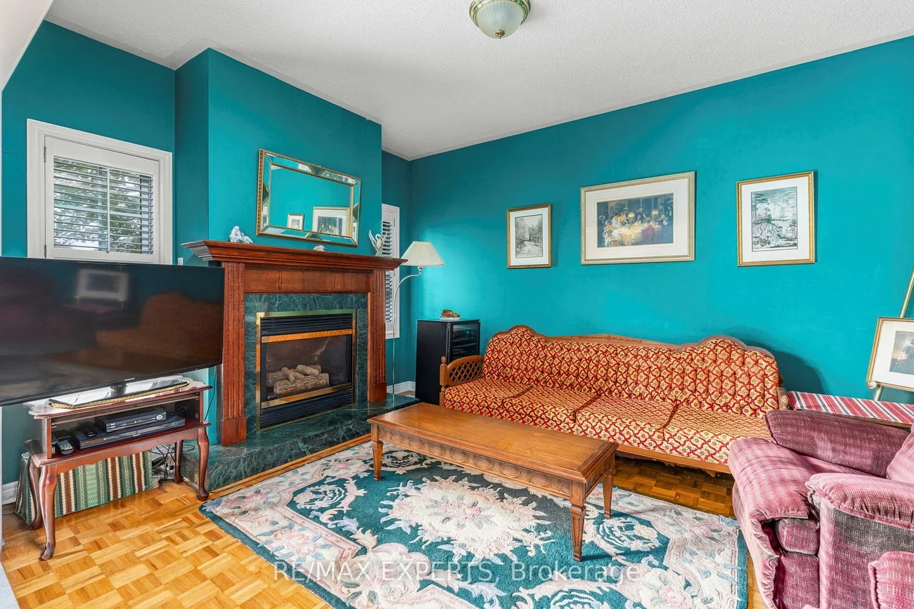 35, Falkirk, Maple, Vaughan