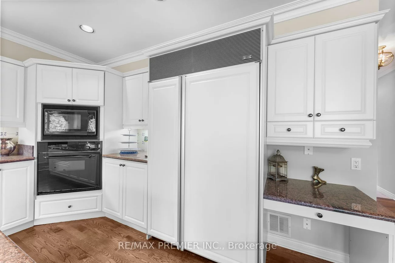 261, Sylvadene, East Woodbridge, Vaughan