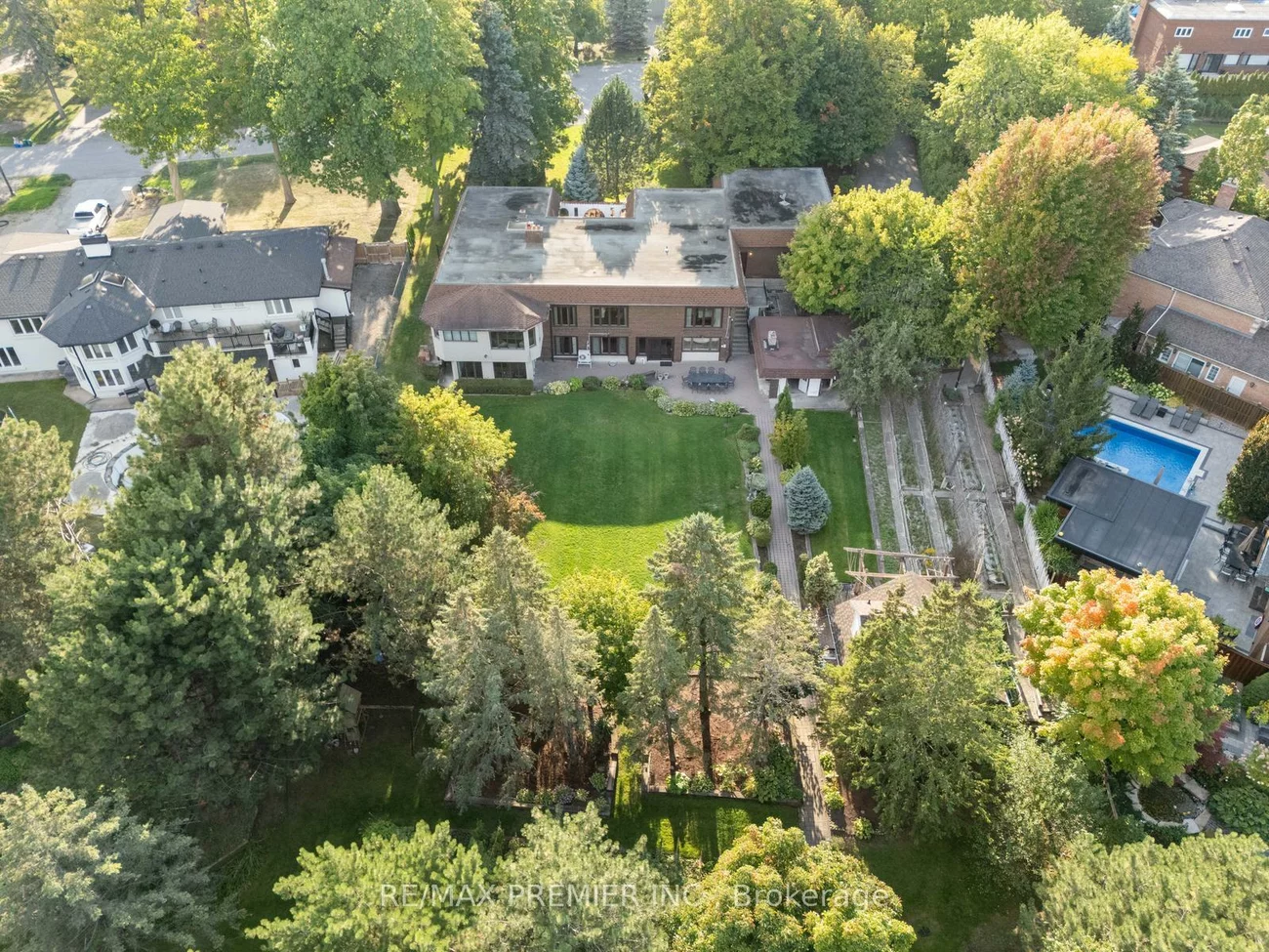 261, Sylvadene, East Woodbridge, Vaughan