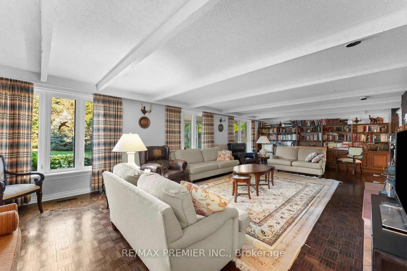 261, Sylvadene, East Woodbridge, Vaughan