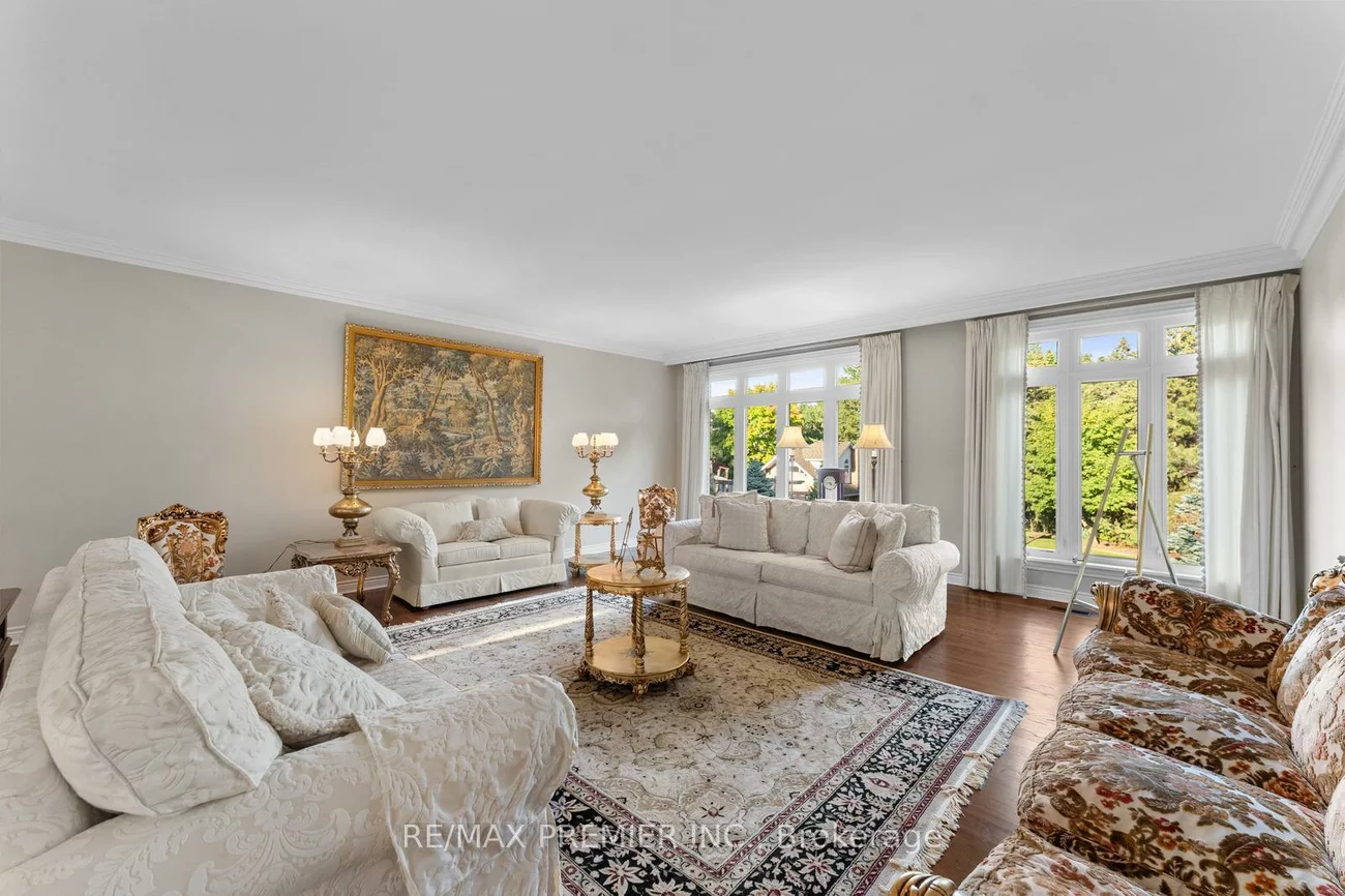 261, Sylvadene, East Woodbridge, Vaughan