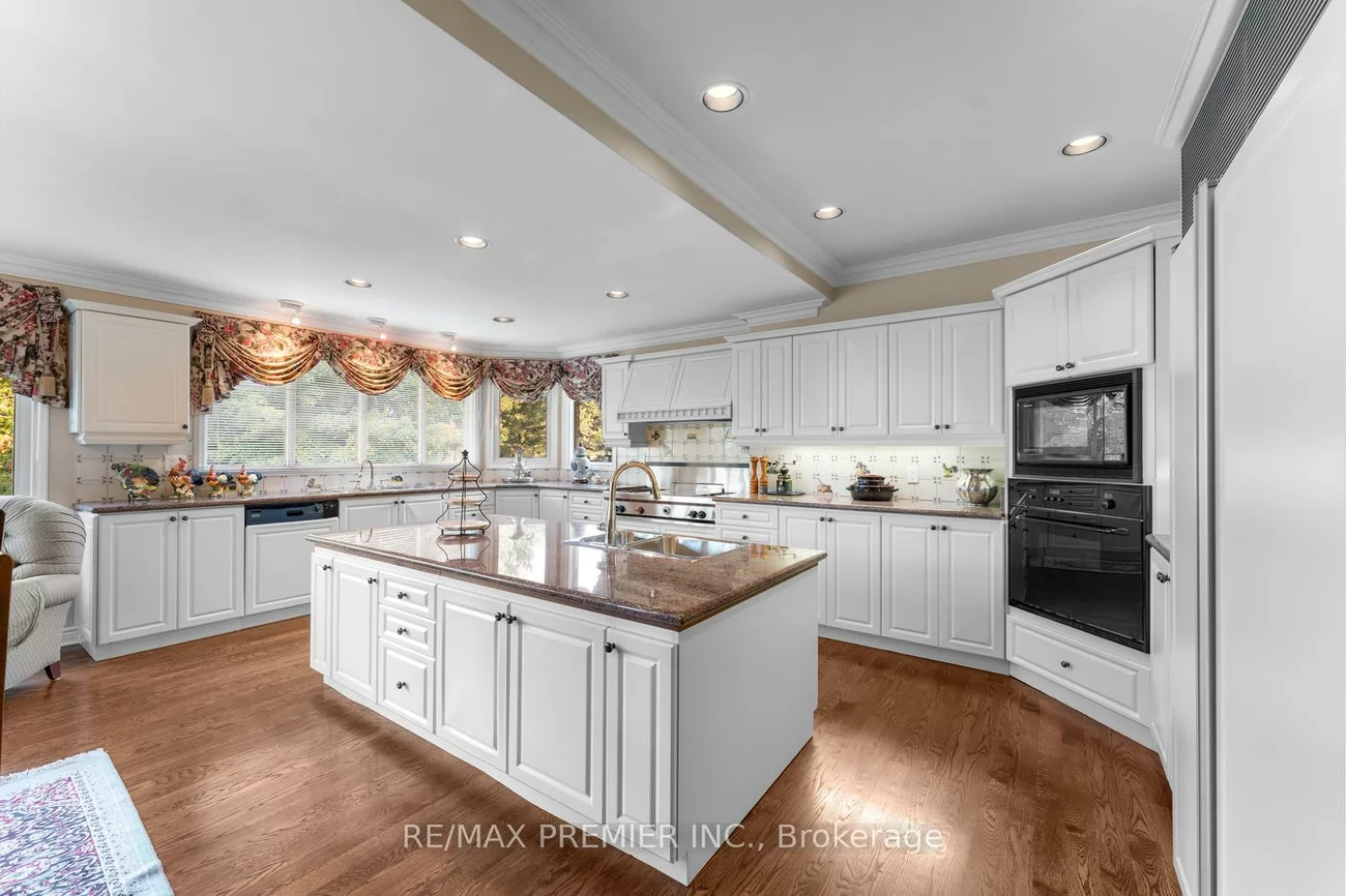 261, Sylvadene, East Woodbridge, Vaughan