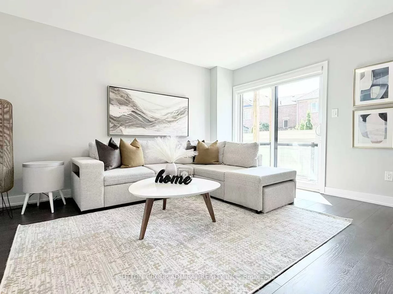 18, Pageant, Vellore Village, Vaughan