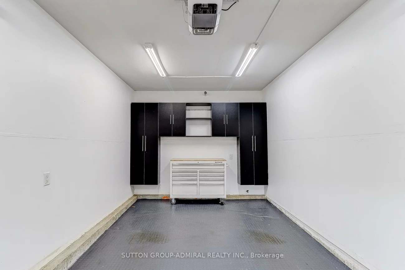 18, Pageant, Vellore Village, Vaughan