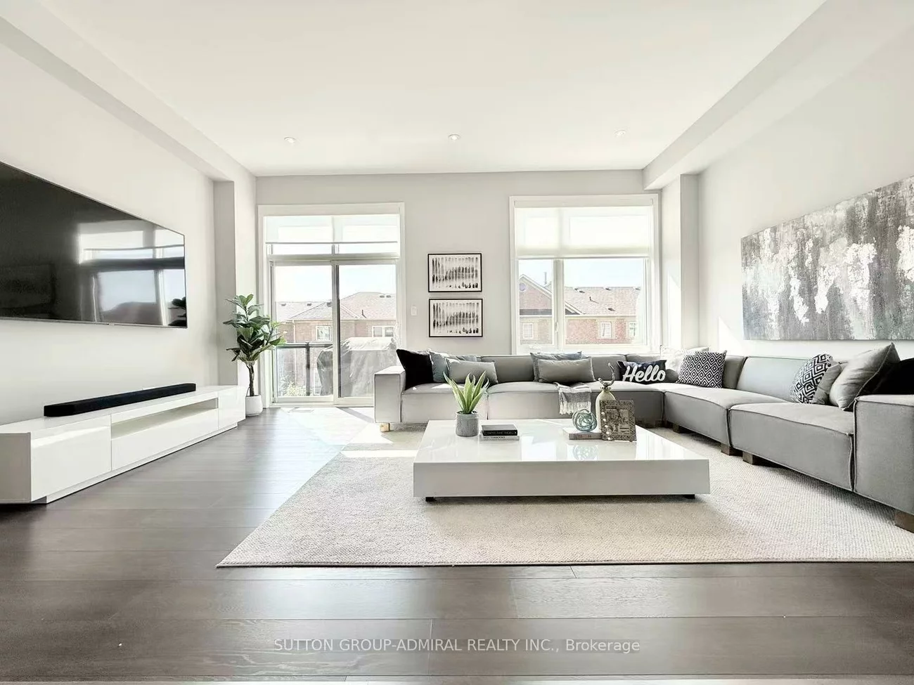 18, Pageant, Vellore Village, Vaughan