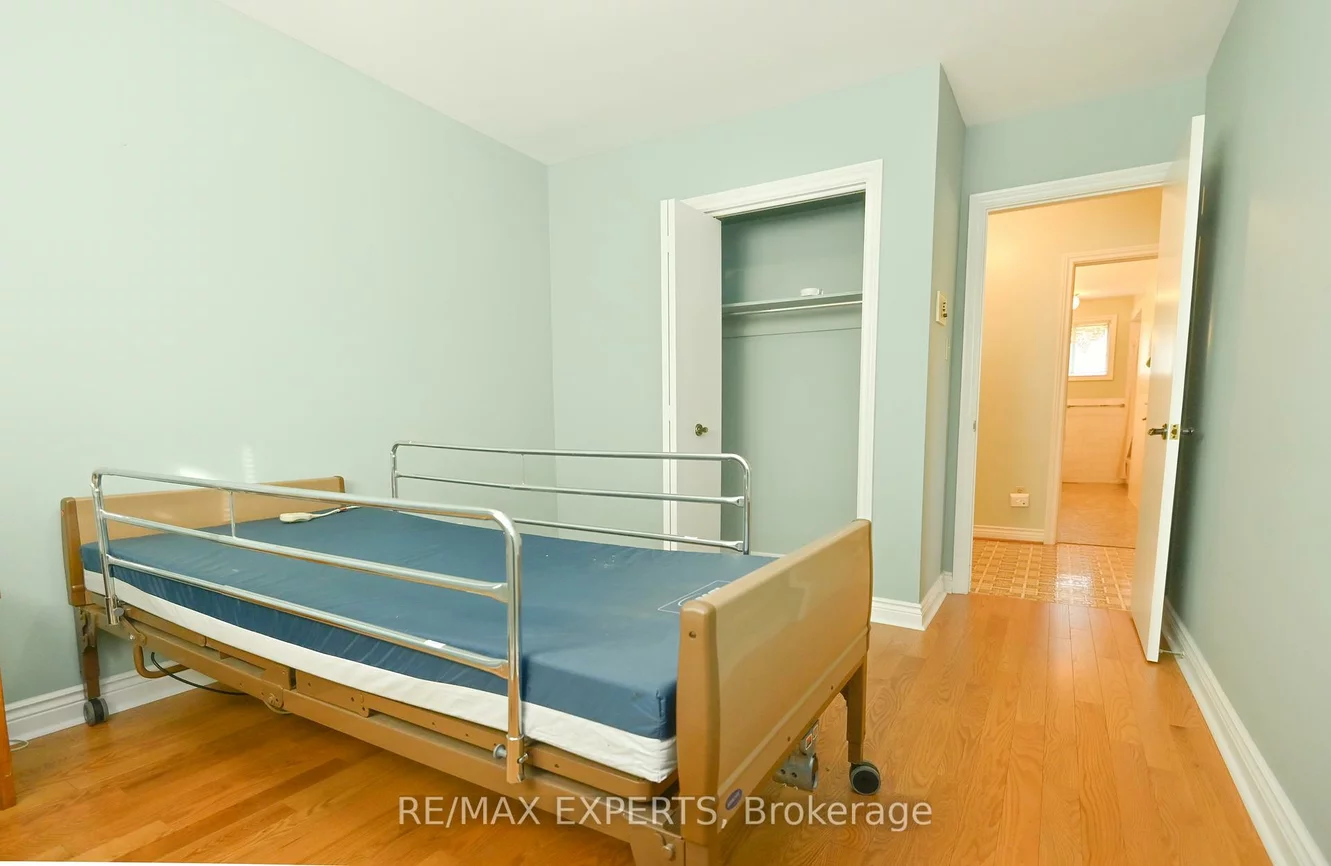 2355, Major Mackenzie, Maple, Vaughan