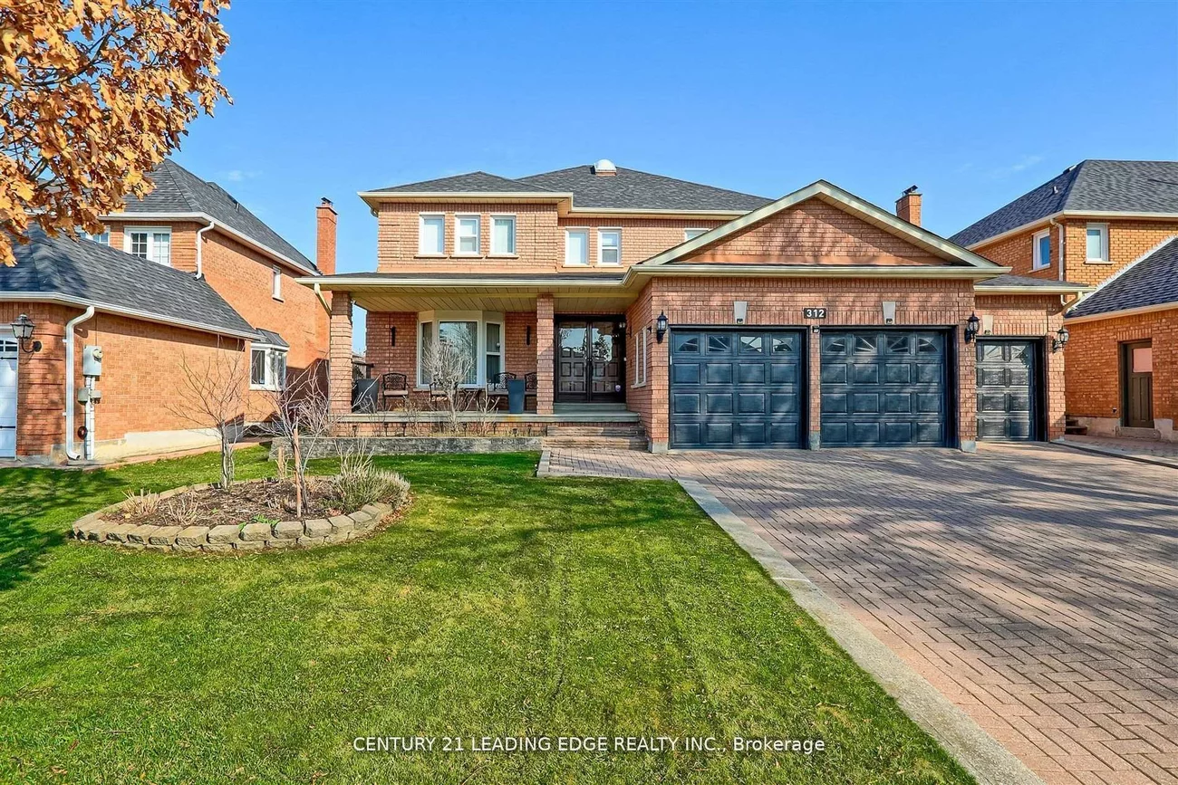 312, Valeria, East Woodbridge, Vaughan