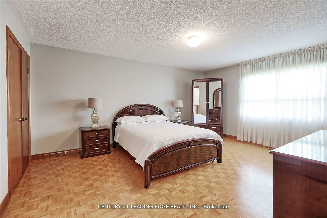 312, Valeria, East Woodbridge, Vaughan