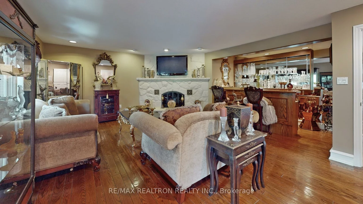 171, Millwood, Vellore Village, Vaughan