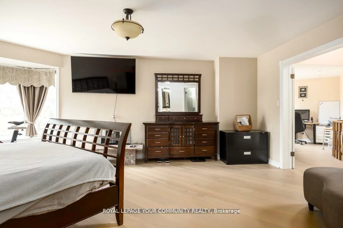 117, Hayhoe, East Woodbridge, Vaughan