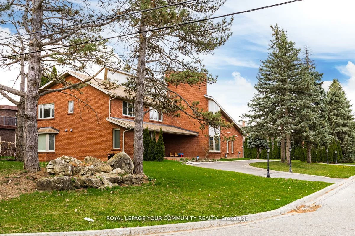 117, Hayhoe, East Woodbridge, Vaughan