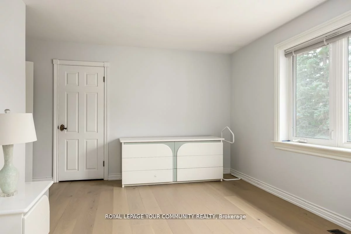 117, Hayhoe, East Woodbridge, Vaughan