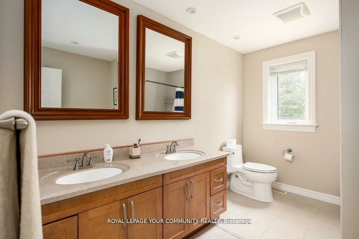 117, Hayhoe, East Woodbridge, Vaughan