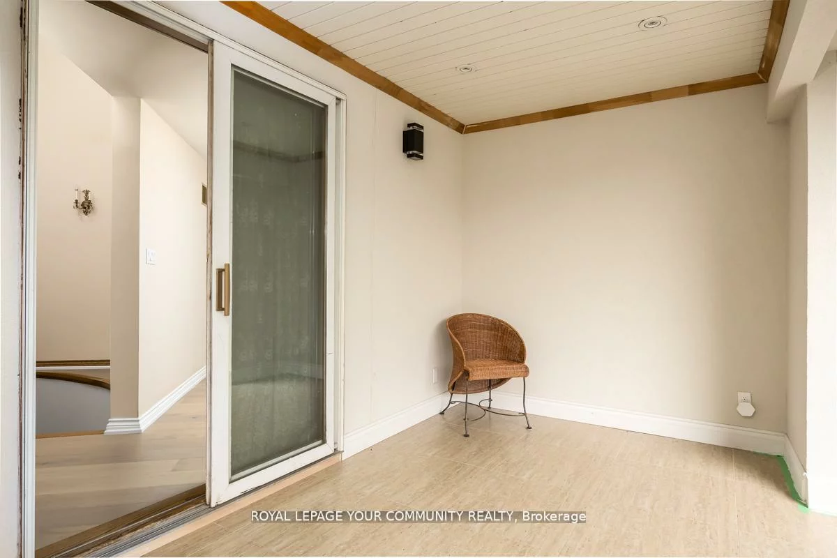 117, Hayhoe, East Woodbridge, Vaughan