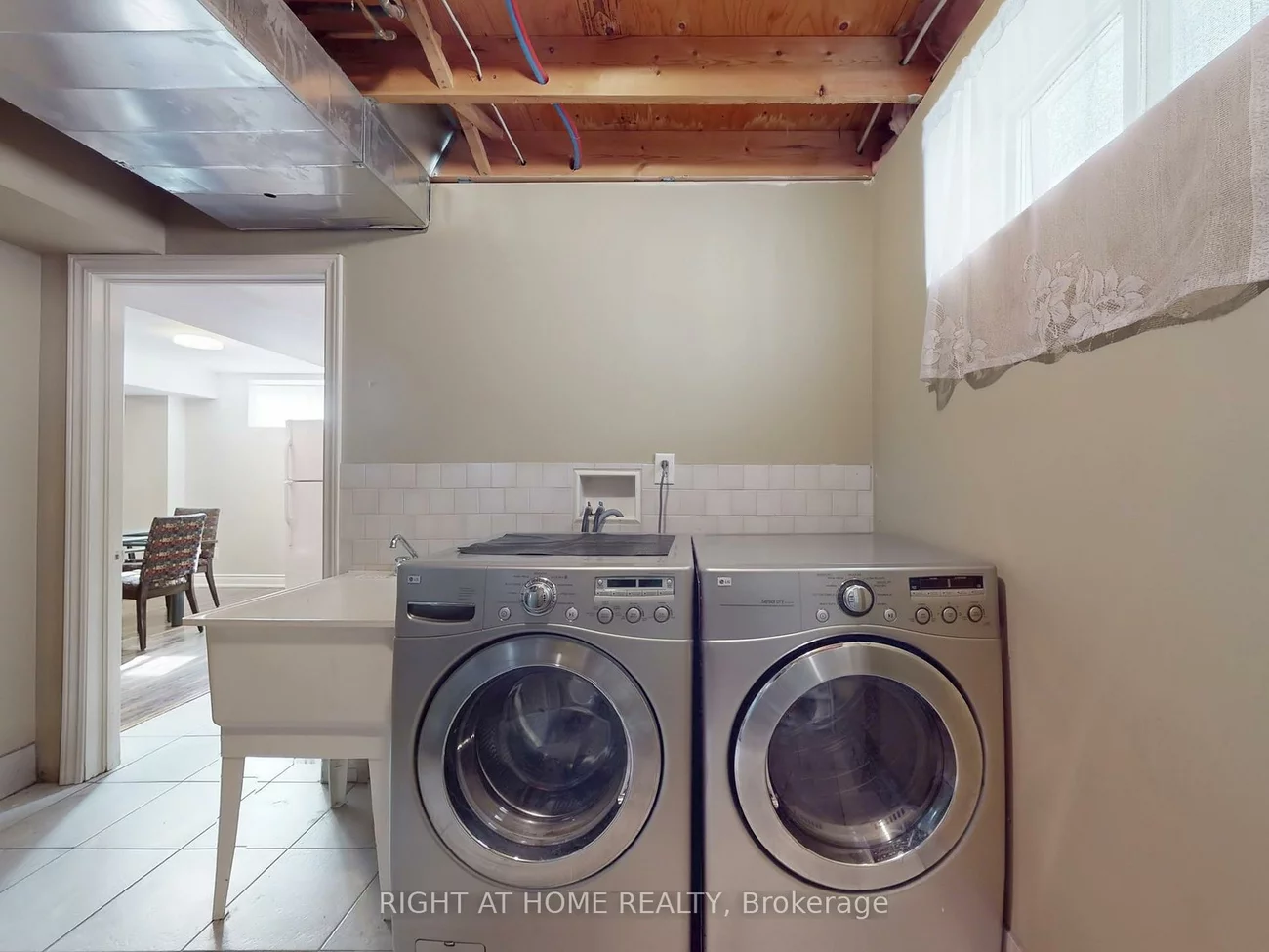 9, Amalfi, West Woodbridge, Vaughan