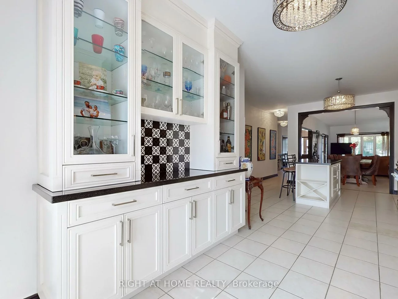 9, Amalfi, West Woodbridge, Vaughan