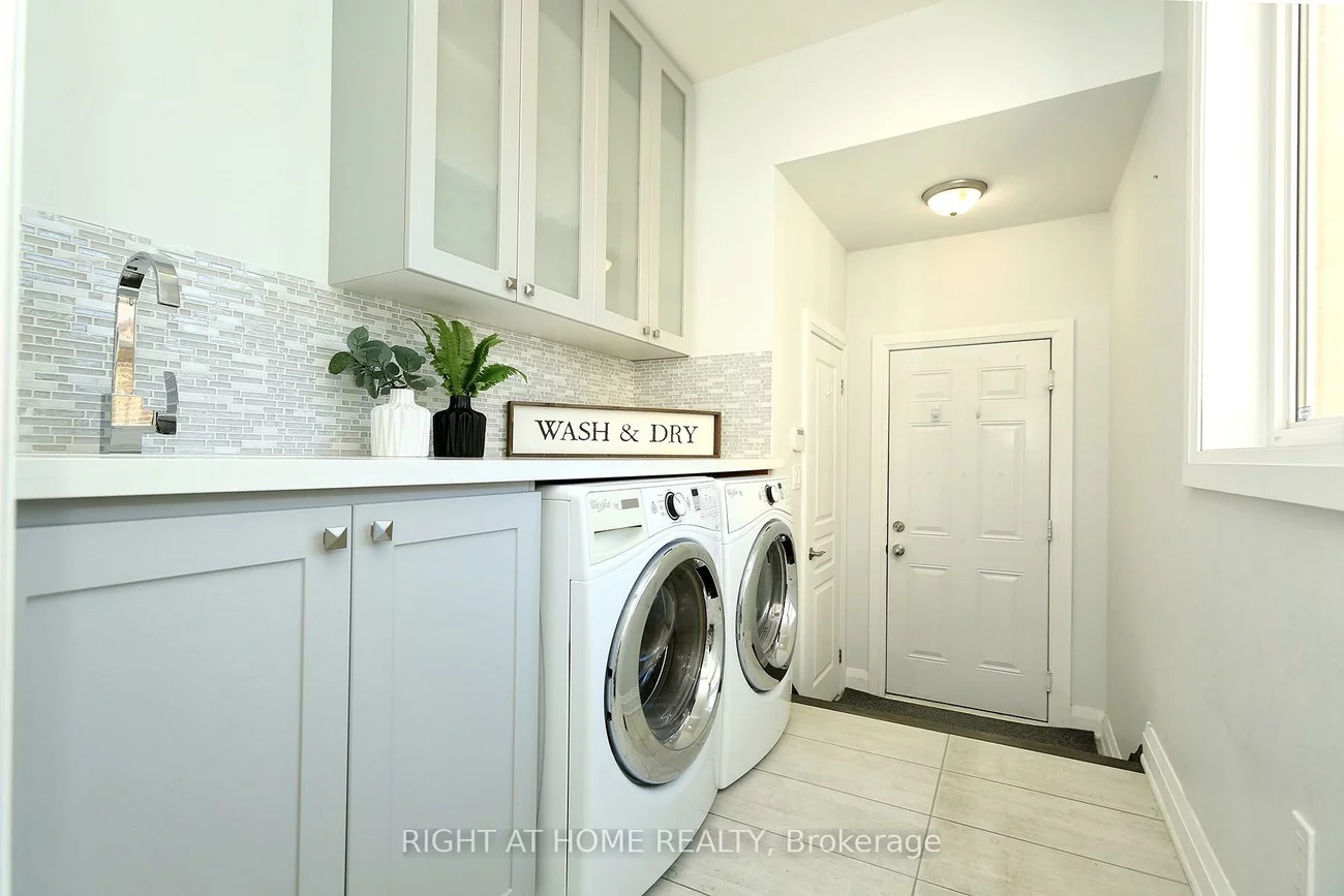 63, East's Corner, Kleinburg, Vaughan