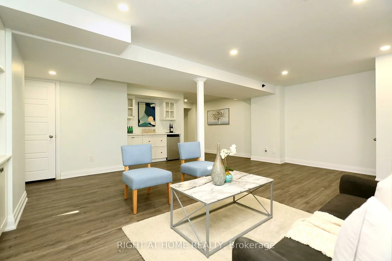 63, East's Corner, Kleinburg, Vaughan