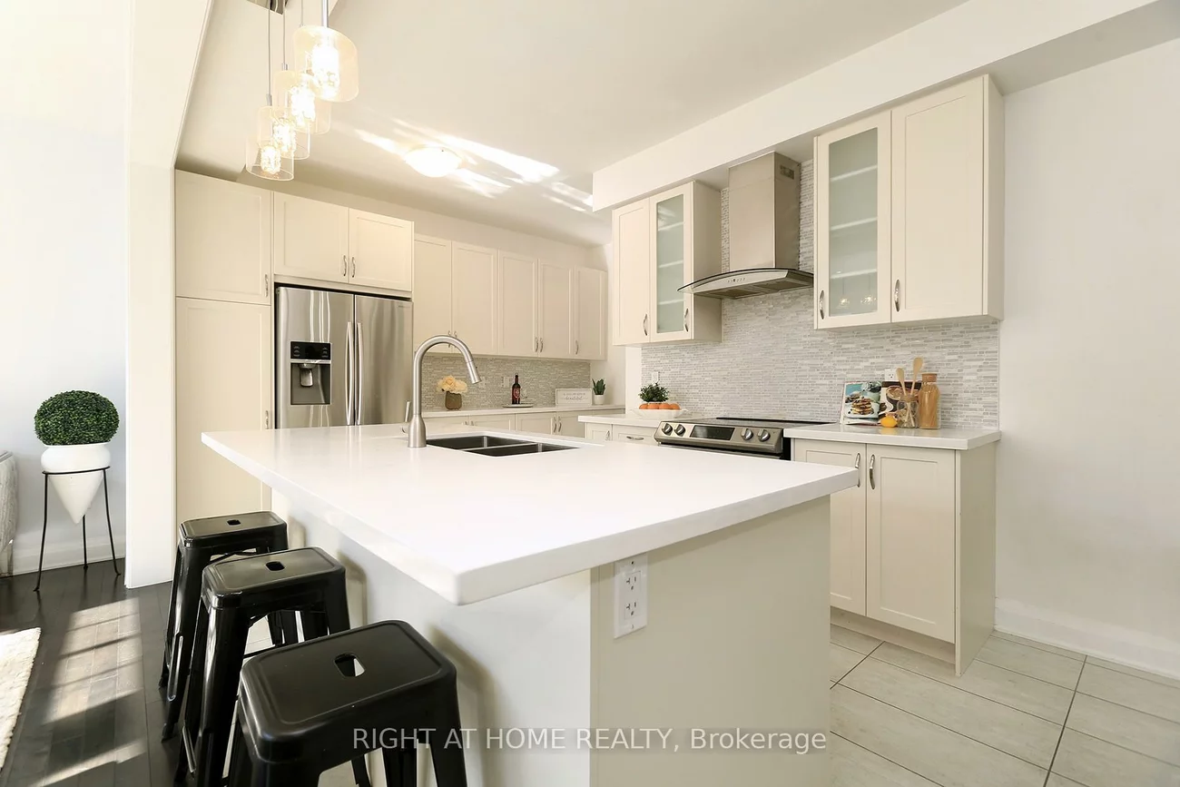 63, East's Corner, Kleinburg, Vaughan