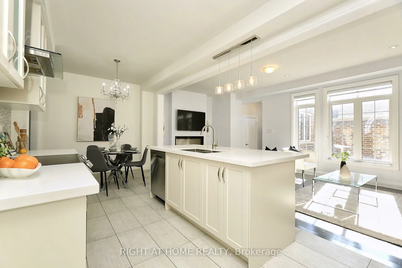 63, East's Corner, Kleinburg, Vaughan