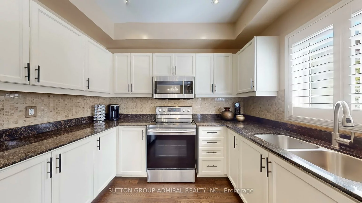 222, Hollywood Hill, Vellore Village, Vaughan