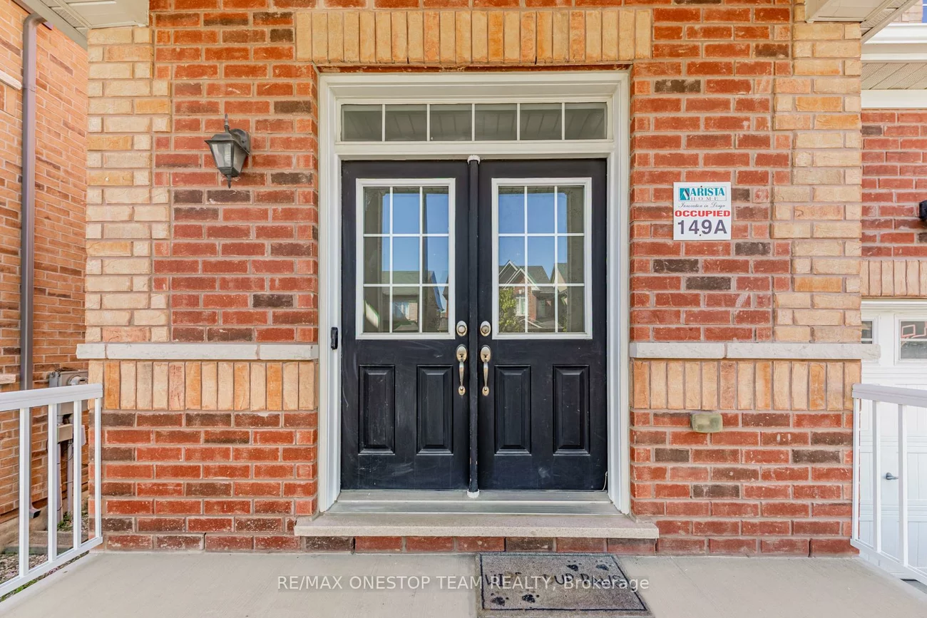 16, Nocturne, Kleinburg, Vaughan