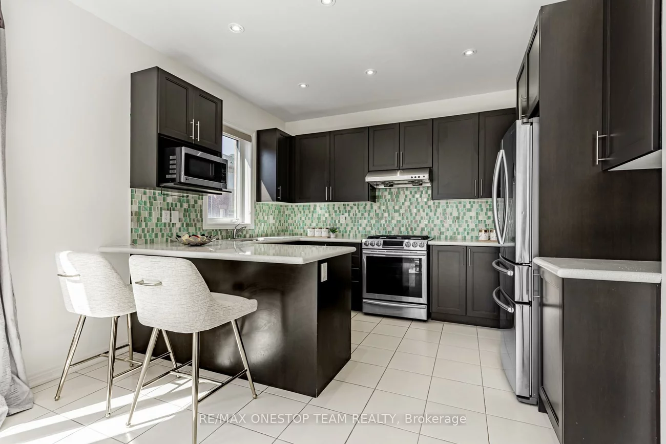 16, Nocturne, Kleinburg, Vaughan